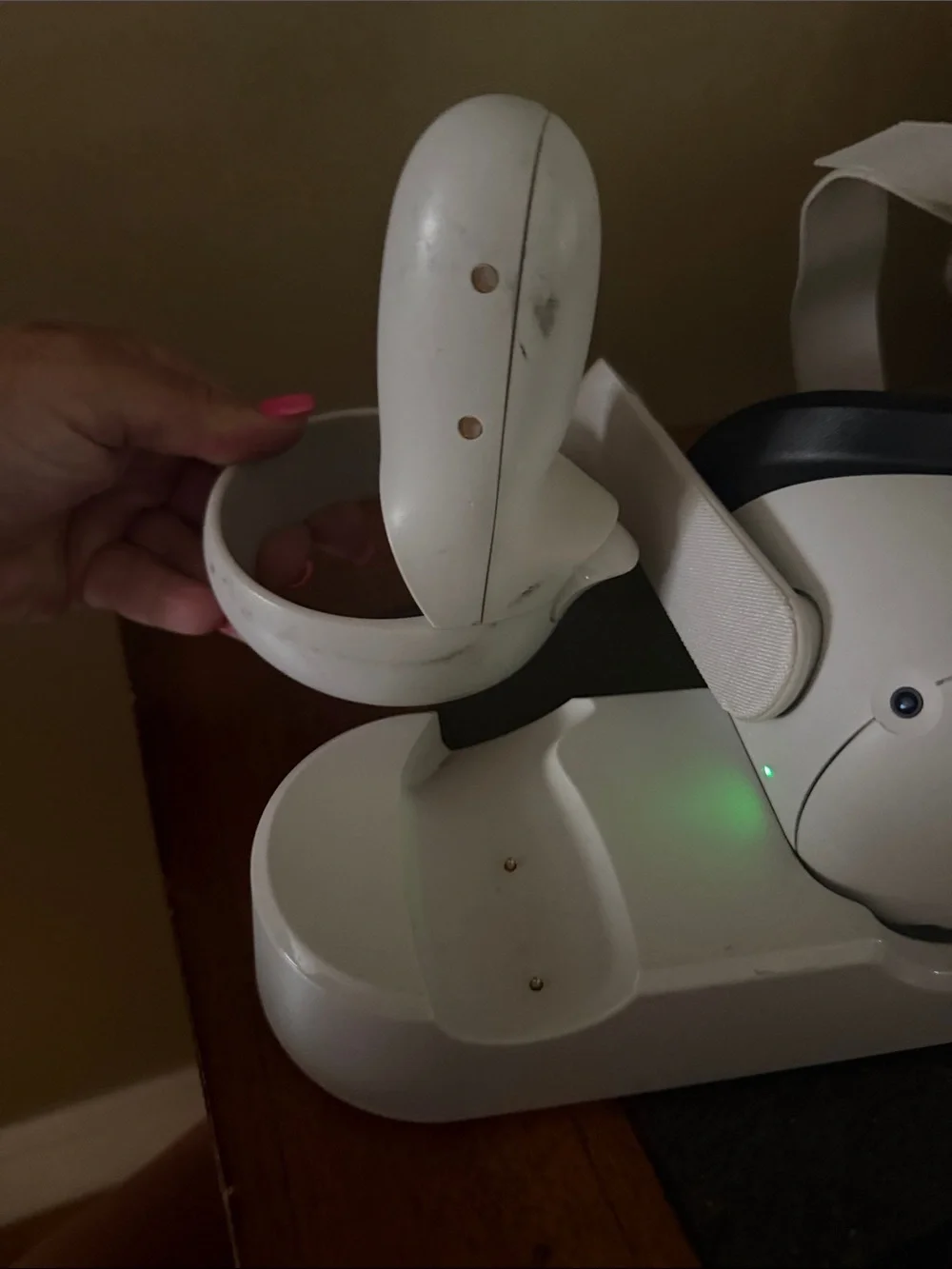 Meta Quest 2 Wireless VR Headset and Controllers - White with charging port